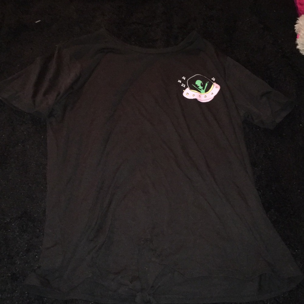 Alien t shirt